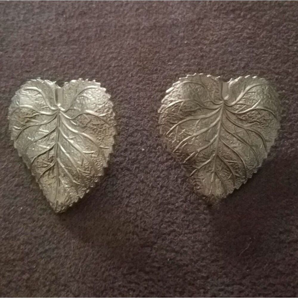 Vintage Silver Tone Leaf Pierced Earrings